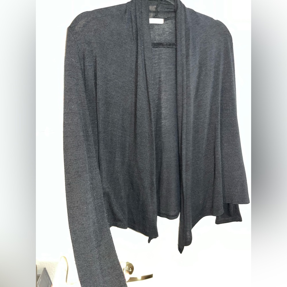 One Clothing Solid Black Basic Staple Piece Cardi… - image 1